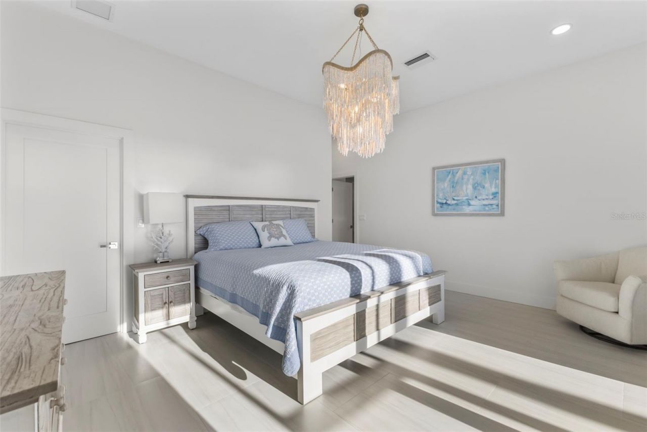 1750 Benjamin Franklin Drive, Unit 1D, Sarasota, FL 34236 Photo