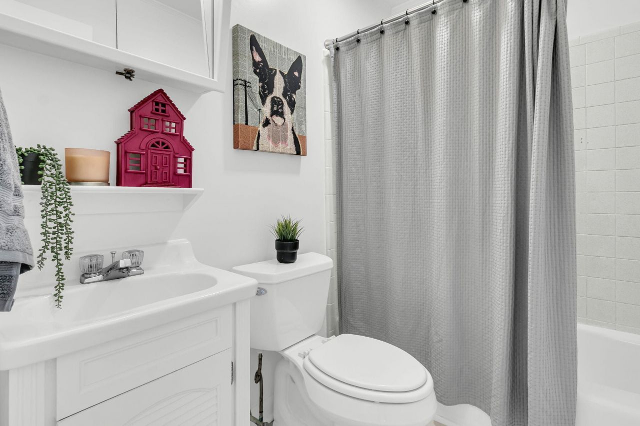 404 Forest Circle Photo 22