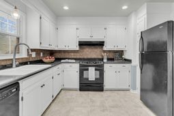 404 Forest Circle photo 4