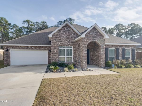 11673 Talla Drive, Ocean Springs, MS 39564