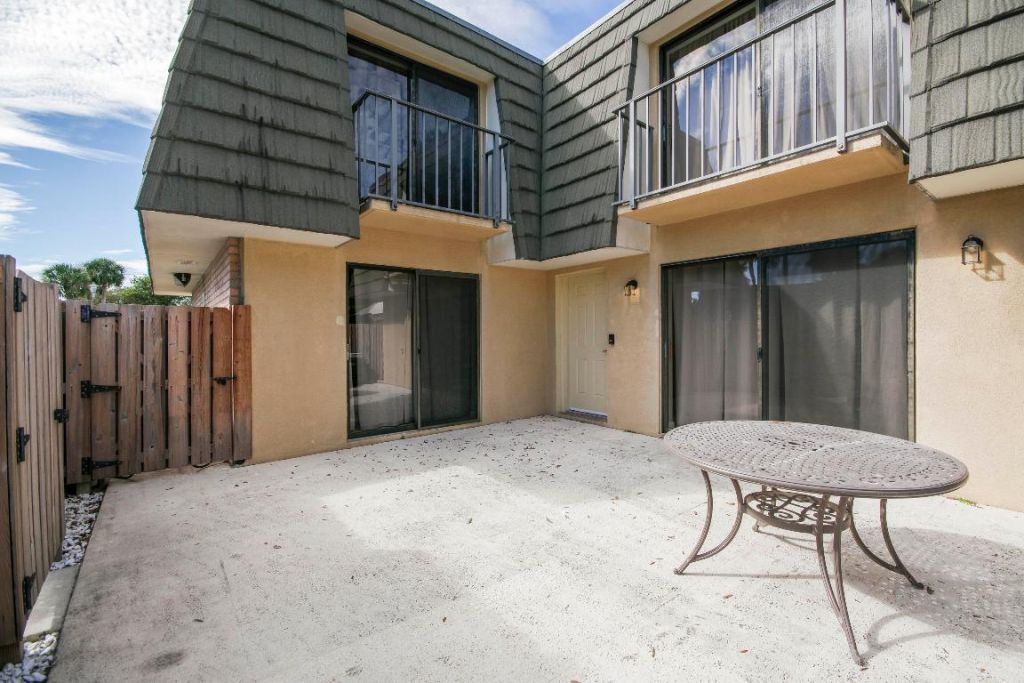 3228 32nd Way, West Palm Beach, FL 33407 Photo