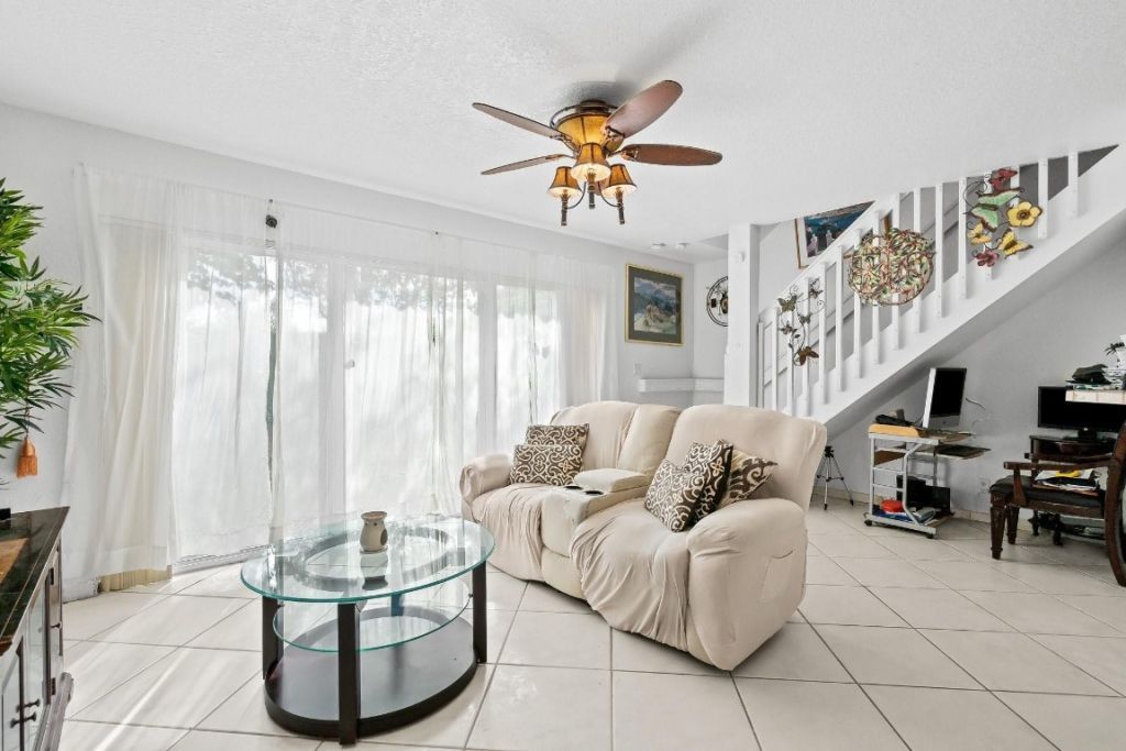 8940 NW 38th Drive, Unit 8940, Coral Springs, FL 33065 Photo