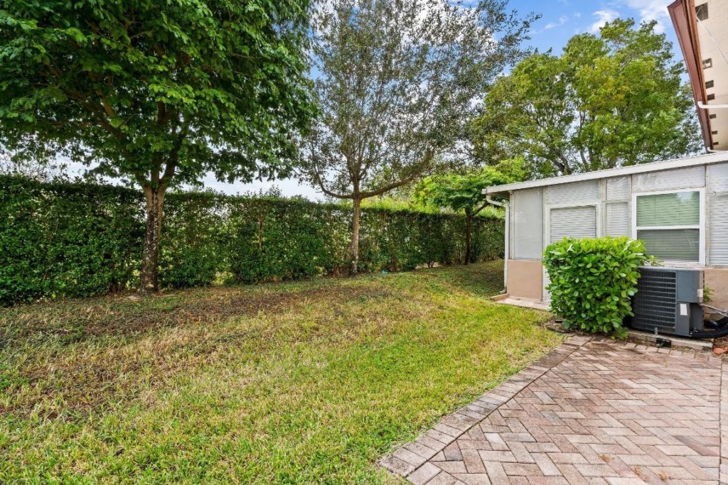 8940 NW 38th Drive, Unit 8940, Coral Springs, FL 33065 Photo