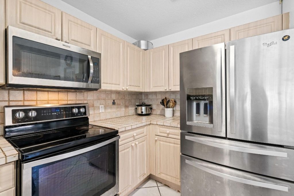 8940 NW 38th Drive, Unit 8940, Coral Springs, FL 33065 Photo