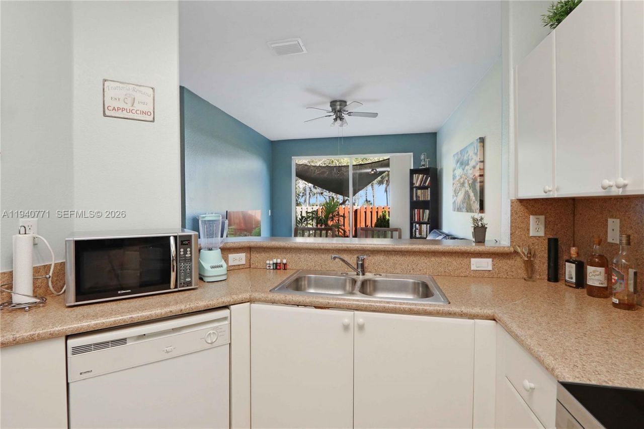 14973 SW 8th Ter, Miami, FL 33194 Photo