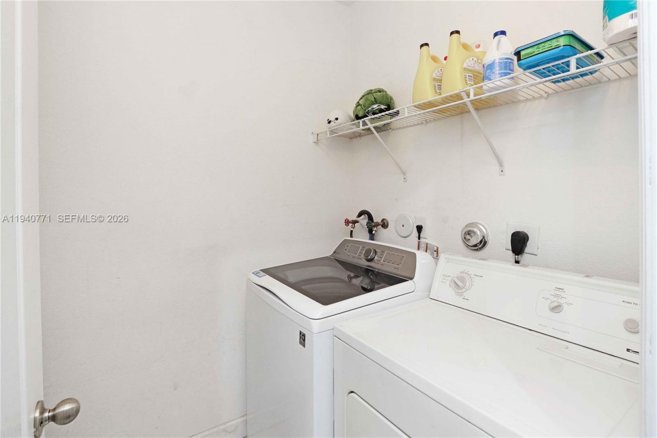 14973 SW 8th Ter, Miami, FL 33194 Photo