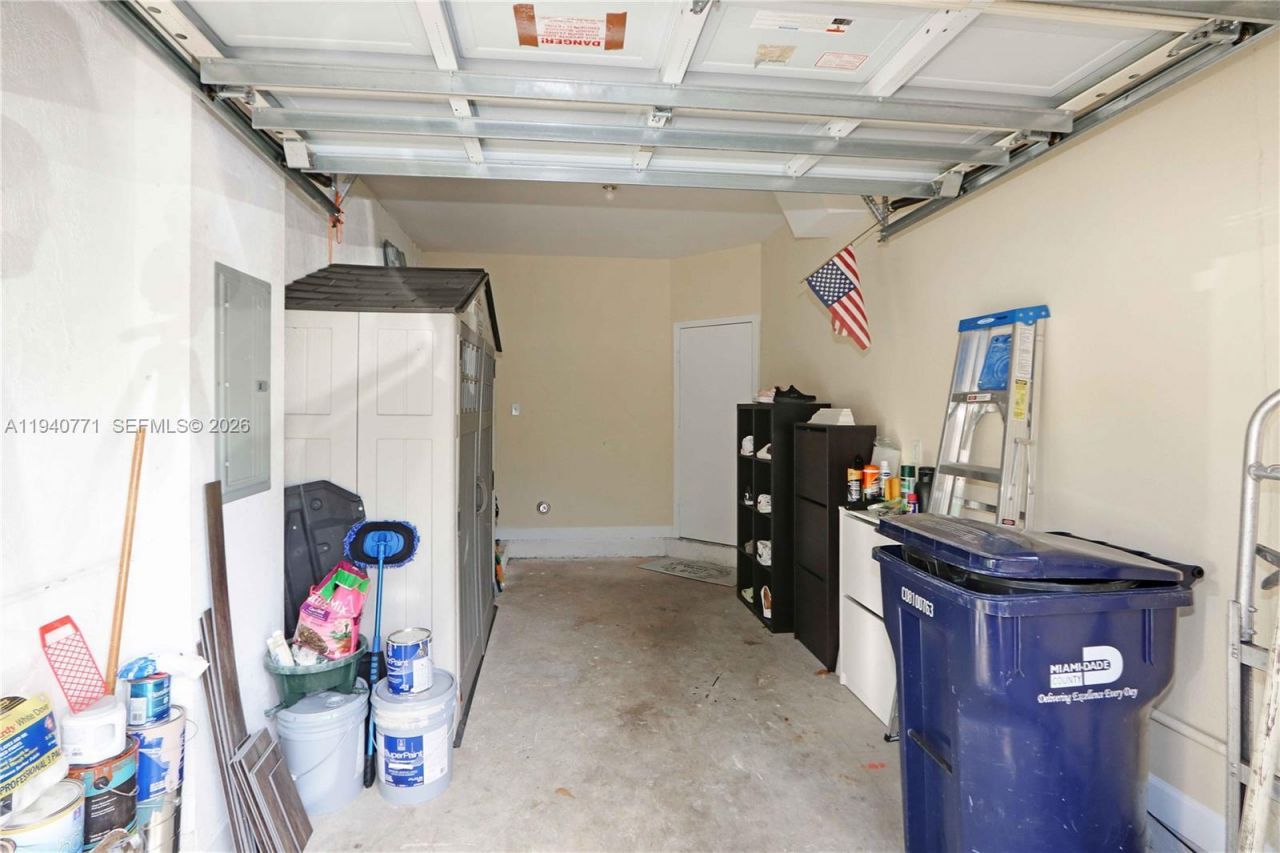 14973 SW 8th Ter, Miami, FL 33194 Photo