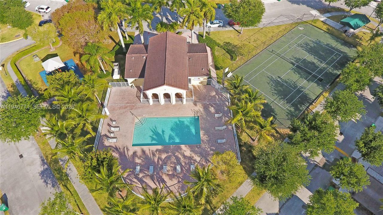 14973 SW 8th Ter, Miami, FL 33194 Photo