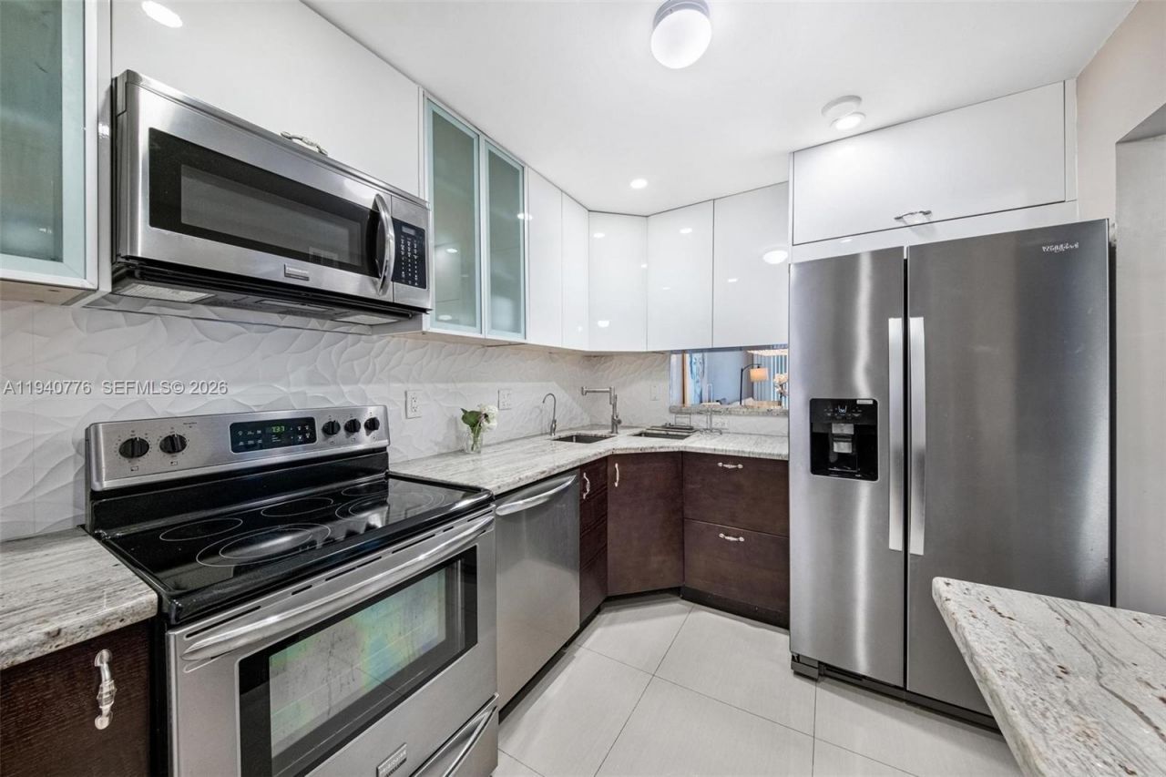 2097 S Ocean Dr, Unit 411, Hallandale Beach, FL 33009 Photo