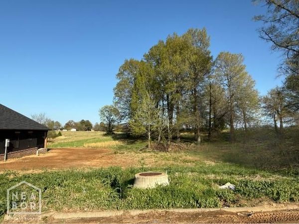 21 N 8 1/2 Street, Paragould, AR 72450