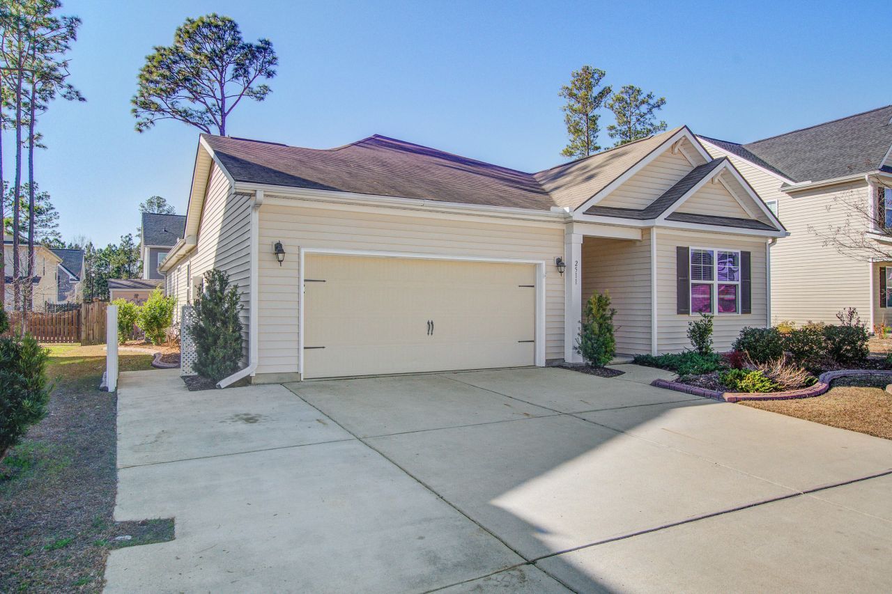 2511 Hummingbird Lane Photo 4