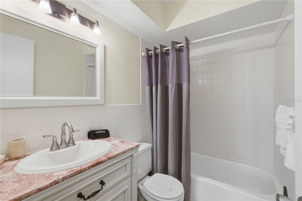 117 Neptune Lane, Holmes Beach, FL 34217 Photo