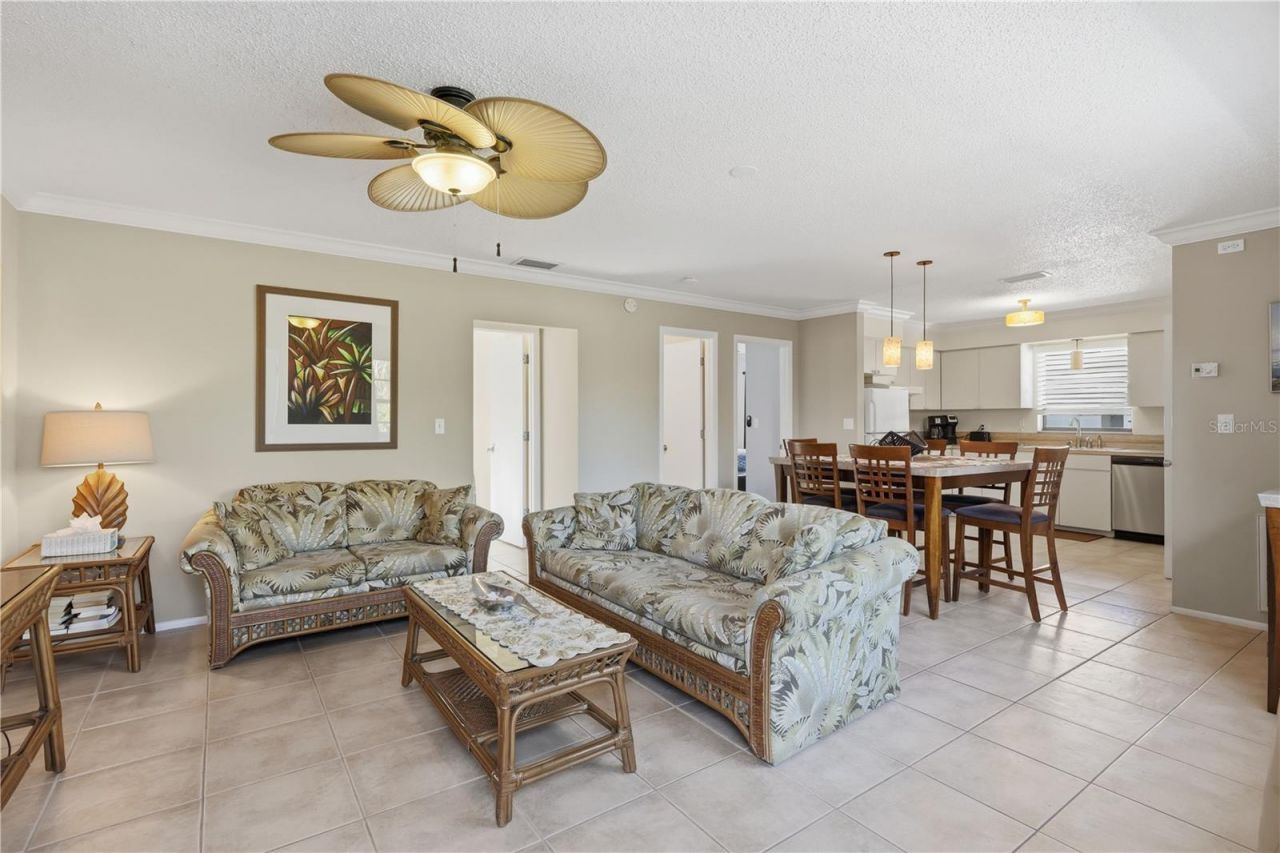 117 Neptune Lane, Holmes Beach, FL 34217 Photo