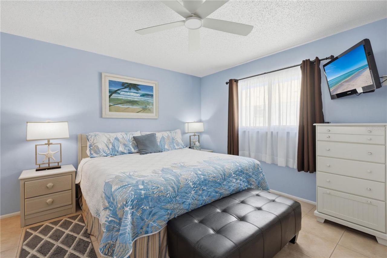 117 Neptune Lane, Holmes Beach, FL 34217 Photo