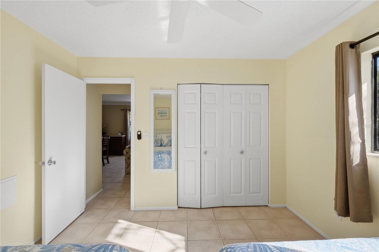 117 Neptune Lane, Holmes Beach, FL 34217 Photo