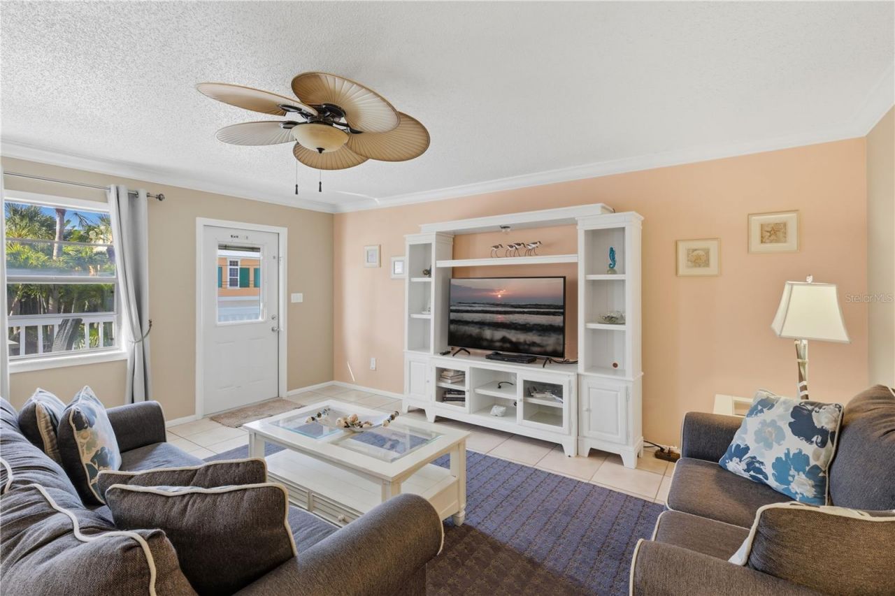 117 Neptune Lane, Holmes Beach, FL 34217 Photo