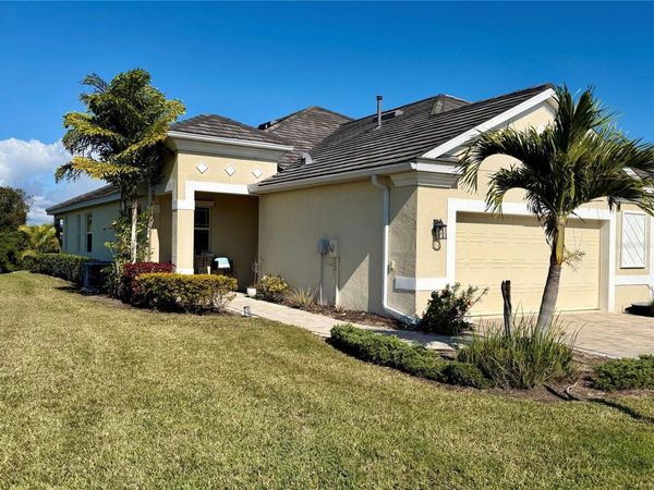 3105 TRUSTEE AVENUE, SARASOTA, FL 34243