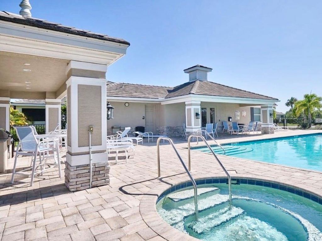 3105 Trustee Avenue, Sarasota, FL 34243 Photo