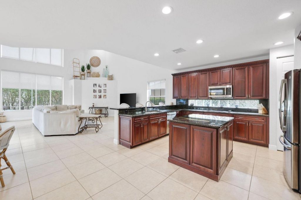 19219 N Creekshore Court, Boca Raton, FL 33498 Photo