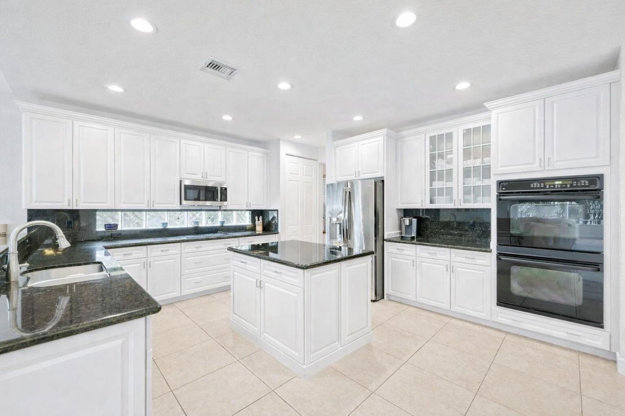 19219 N Creekshore Court, Boca Raton, FL 33498 Photo