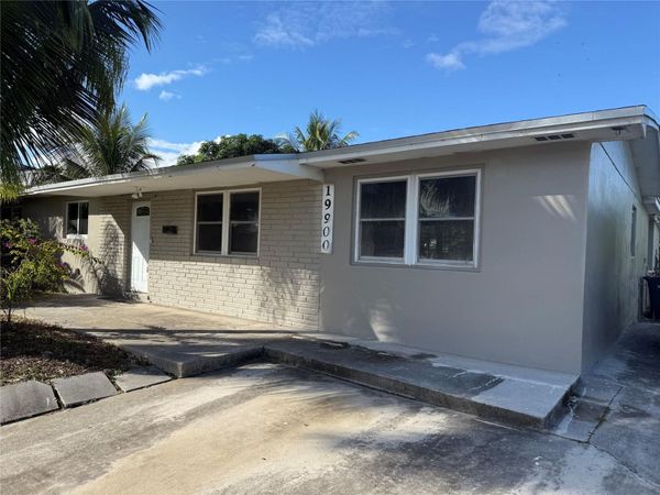 19900 SW 87th Ave, Cutler Bay, FL 33157