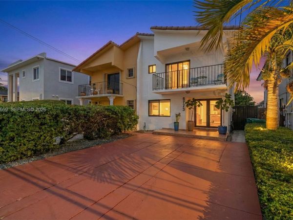 8773 SW 36th St, Miami, FL 33165