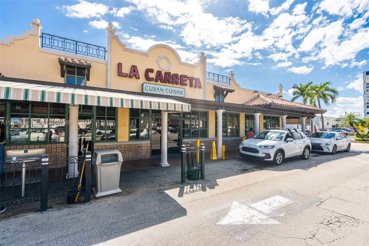 8773 SW 36th St, Miami, FL 33165 Photo