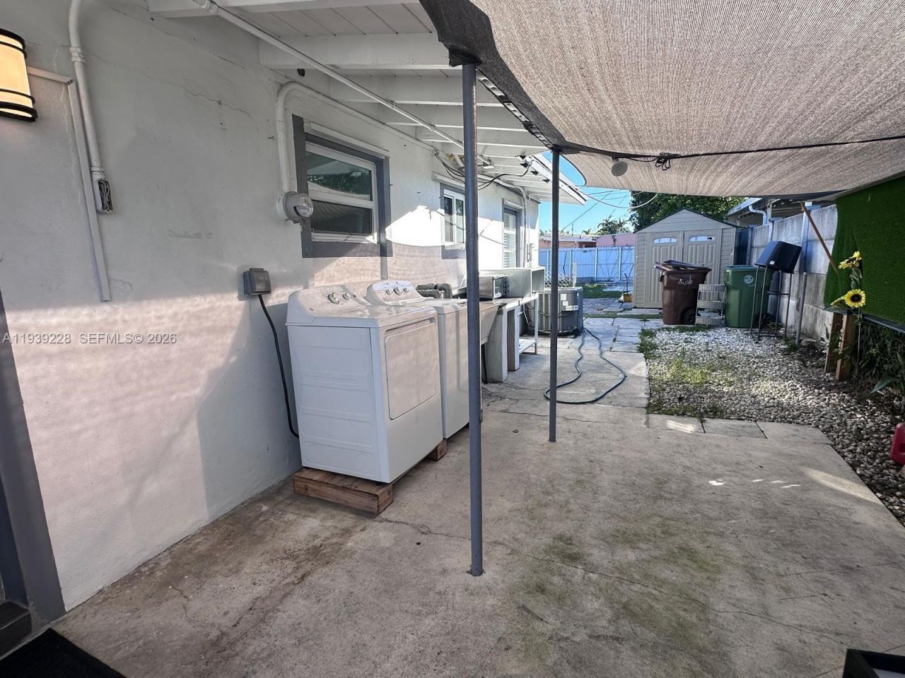 650 SE 1st Pl, Hialeah, FL 33010 Photo