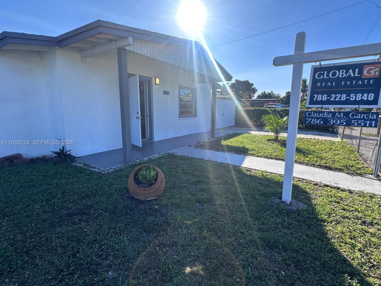 650 SE 1st Pl, Hialeah, FL 33010 Photo