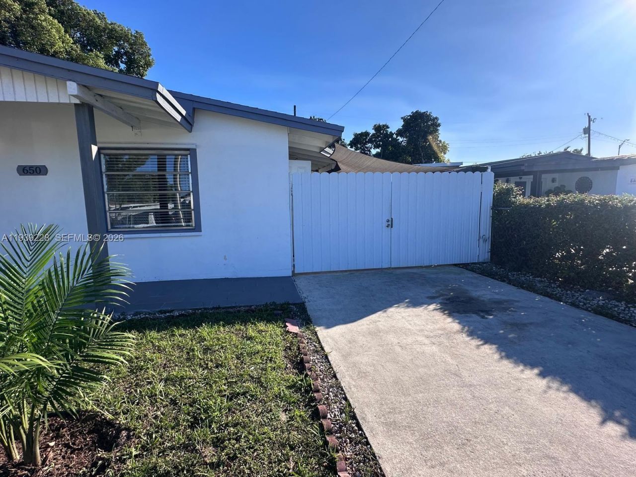 650 SE 1st Pl, Hialeah, FL 33010 Photo