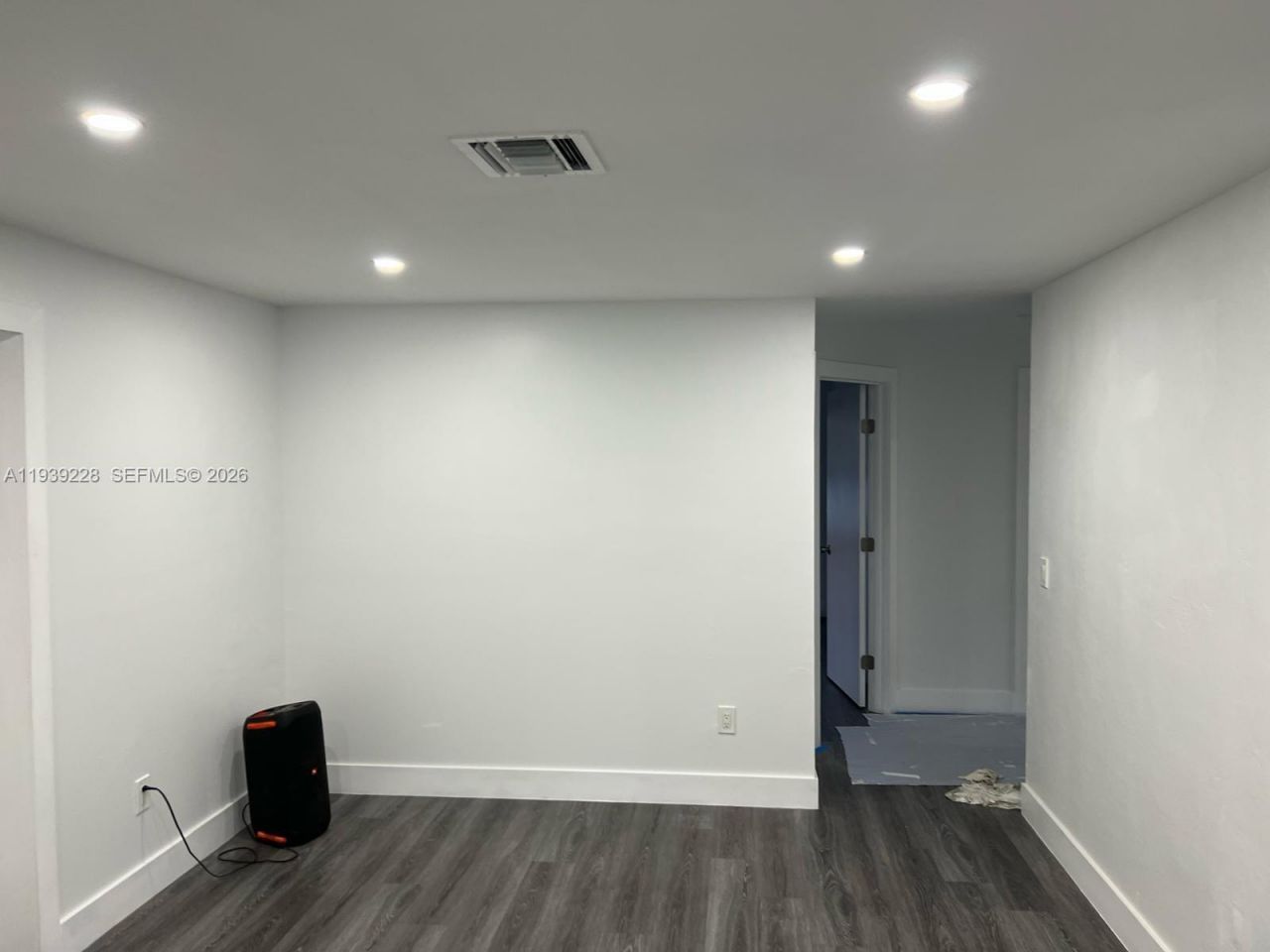 650 SE 1st Pl , Hialeah, FL 33010 Photo