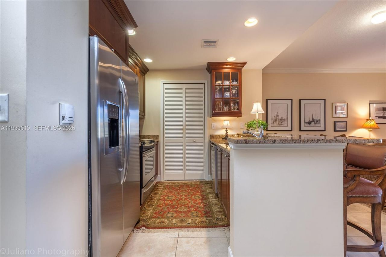 100 Andalusia Ave, Unit 609, Coral Gables, FL 33134 Photo