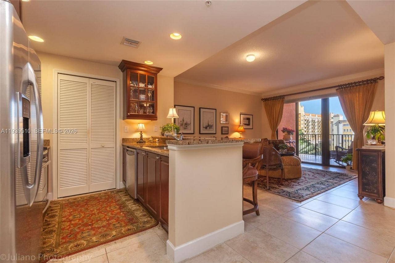 100 Andalusia Ave, Unit 609, Coral Gables, FL 33134 Photo