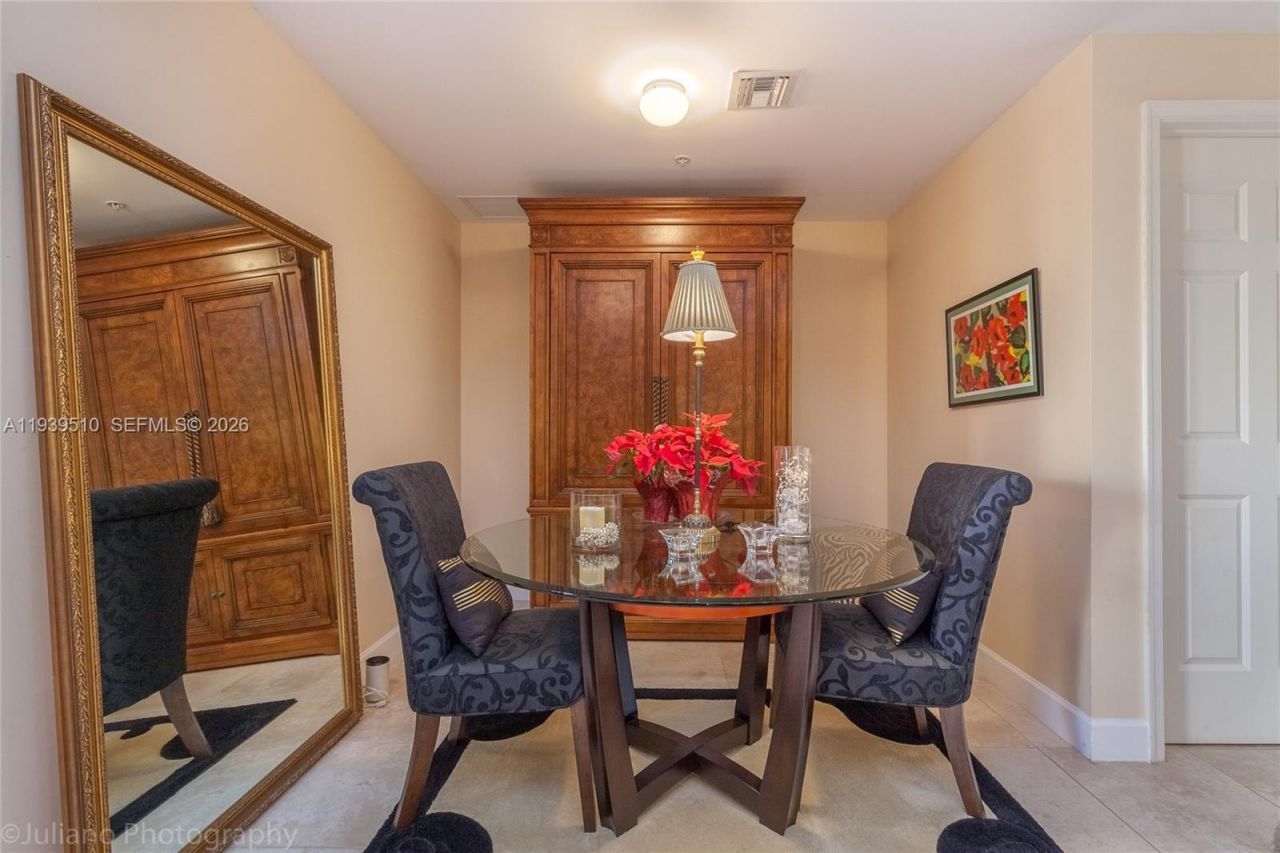 100 Andalusia Ave, Unit 609, Coral Gables, FL 33134 Photo