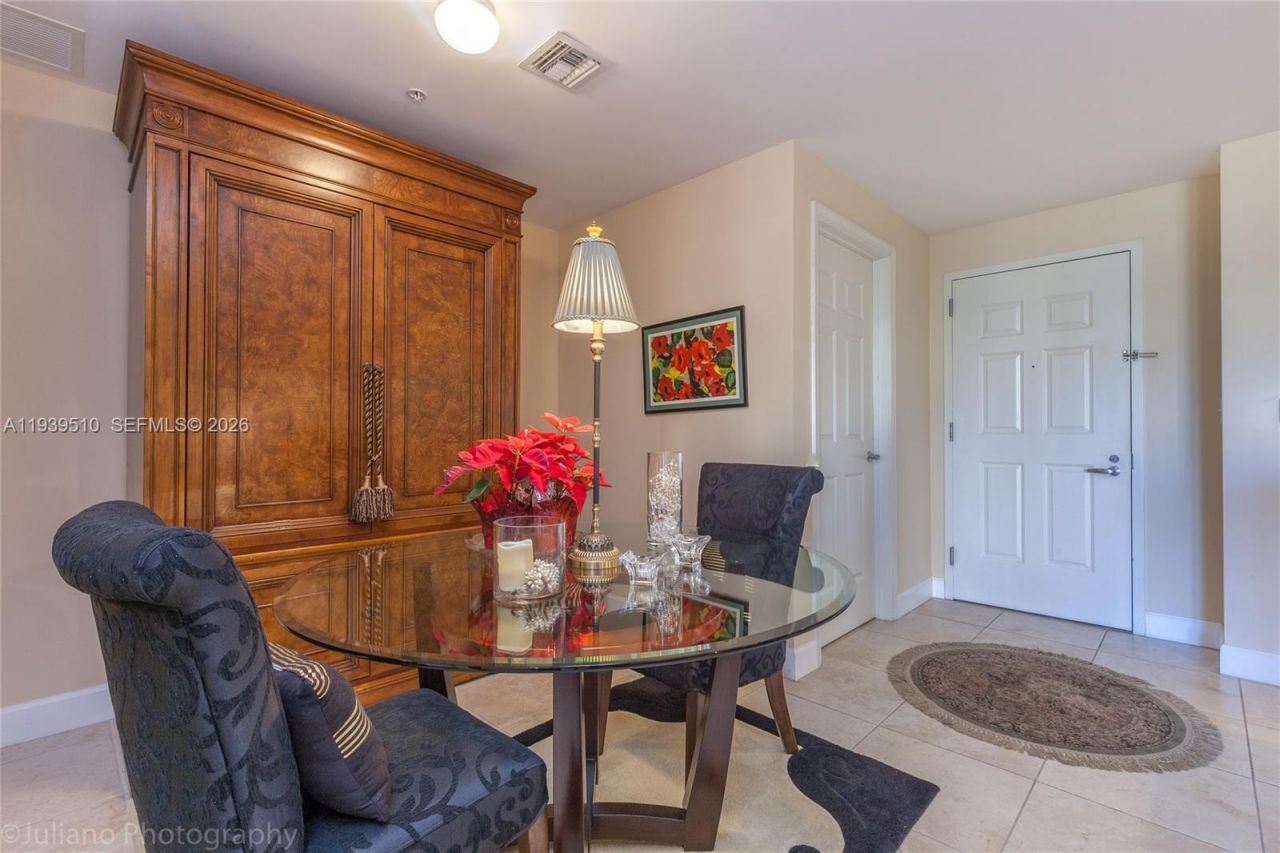 100 Andalusia Ave, Unit 609, Coral Gables, FL 33134 Photo