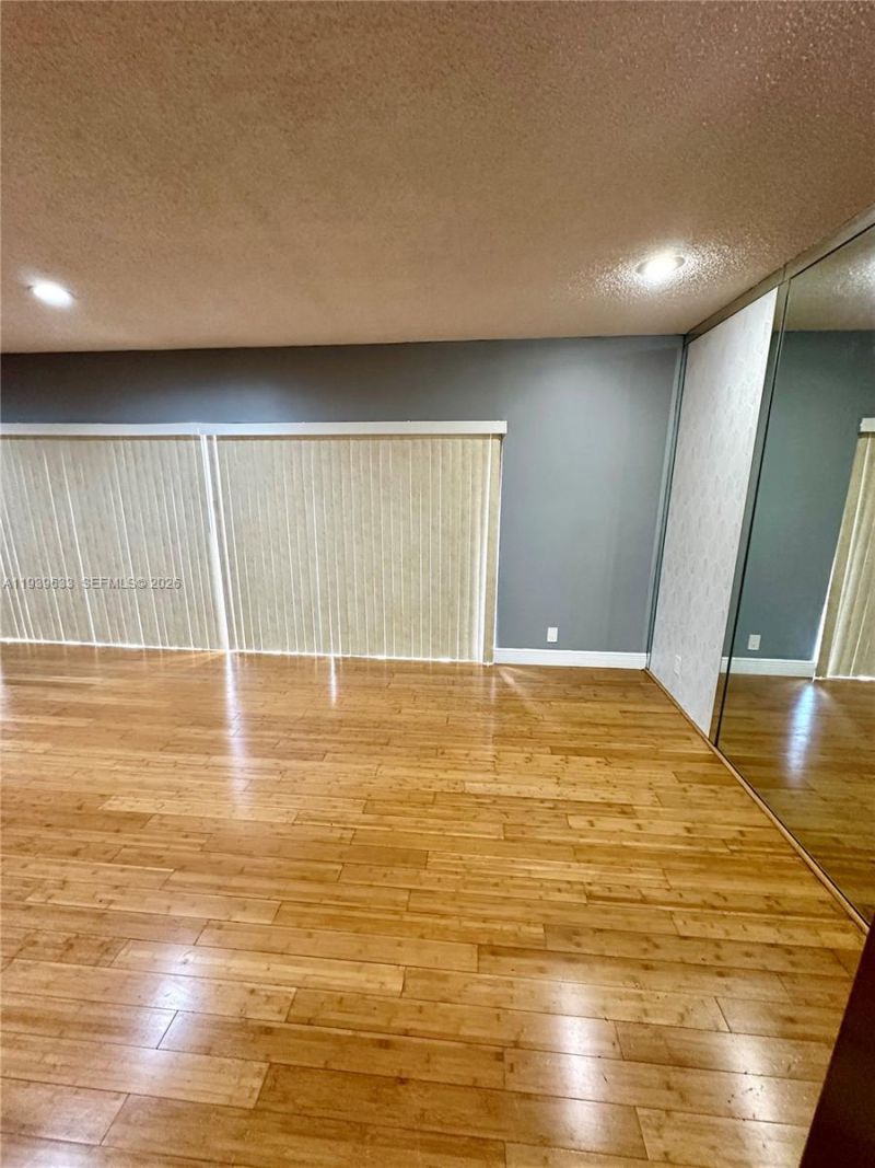 8253 NW 8th Pl, Unit 2, Plantation, FL 33324 Photo