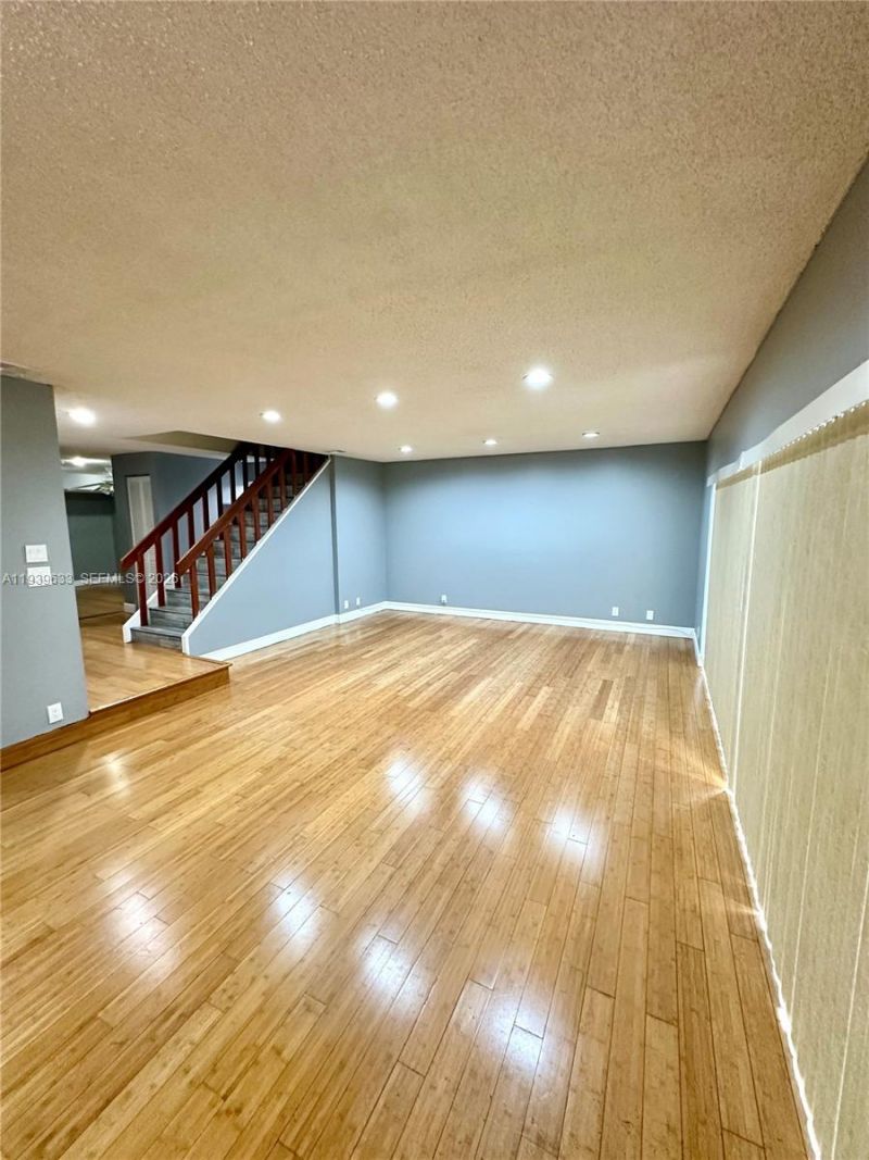 8253 NW 8th Pl, Unit 2, Plantation, FL 33324 Photo