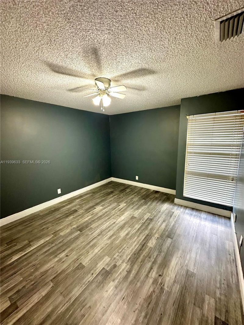 8253 NW 8th Pl, Unit 2, Plantation, FL 33324 Photo