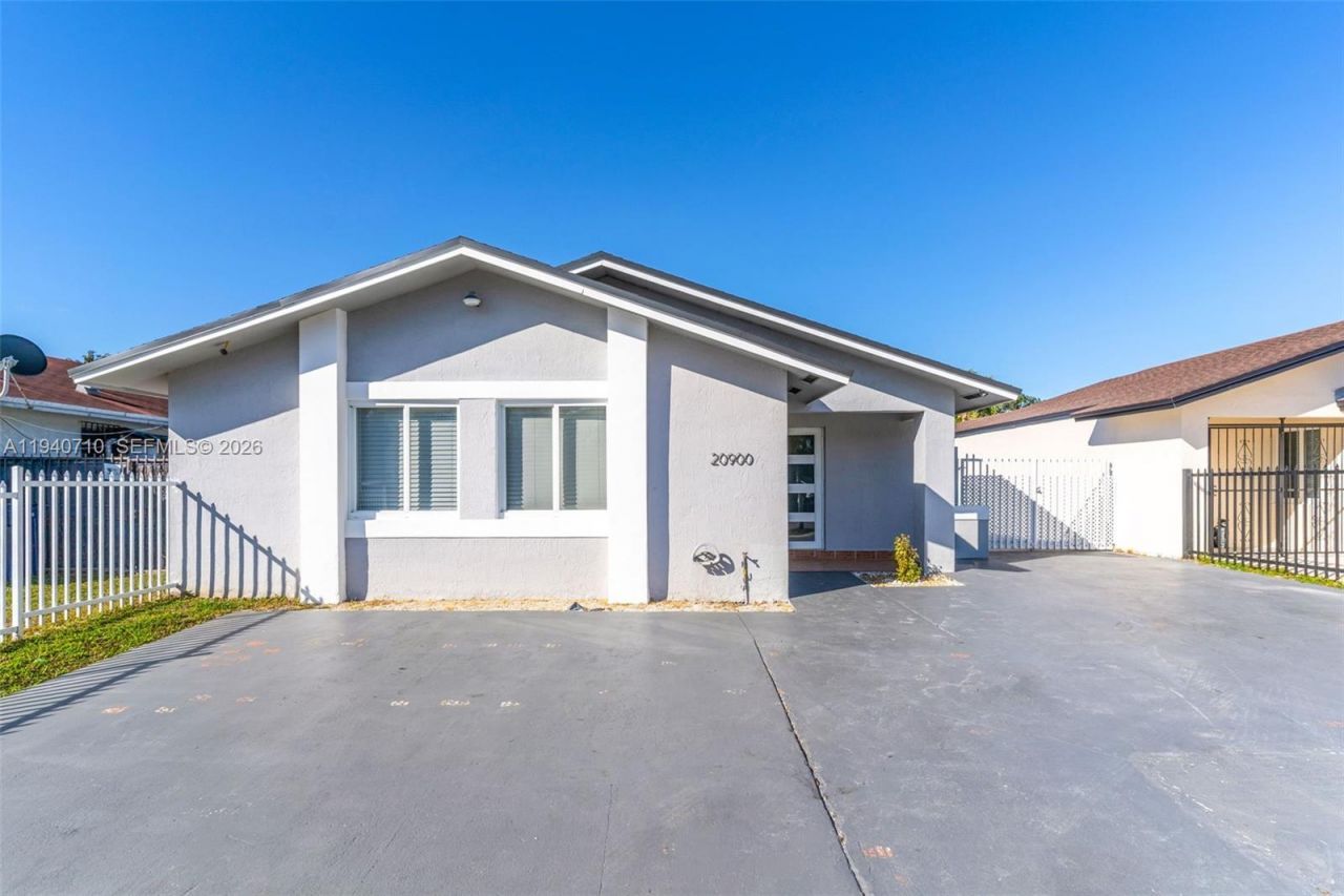 20900 SW 118th Ave, Miami, FL 33177 Photo