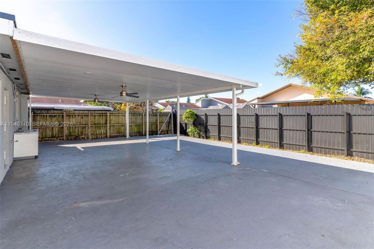 20900 SW 118th Ave, Miami, FL 33177 Photo