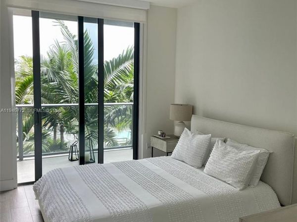 2960 NE 207th St, Unit 714, Aventura, FL 33180