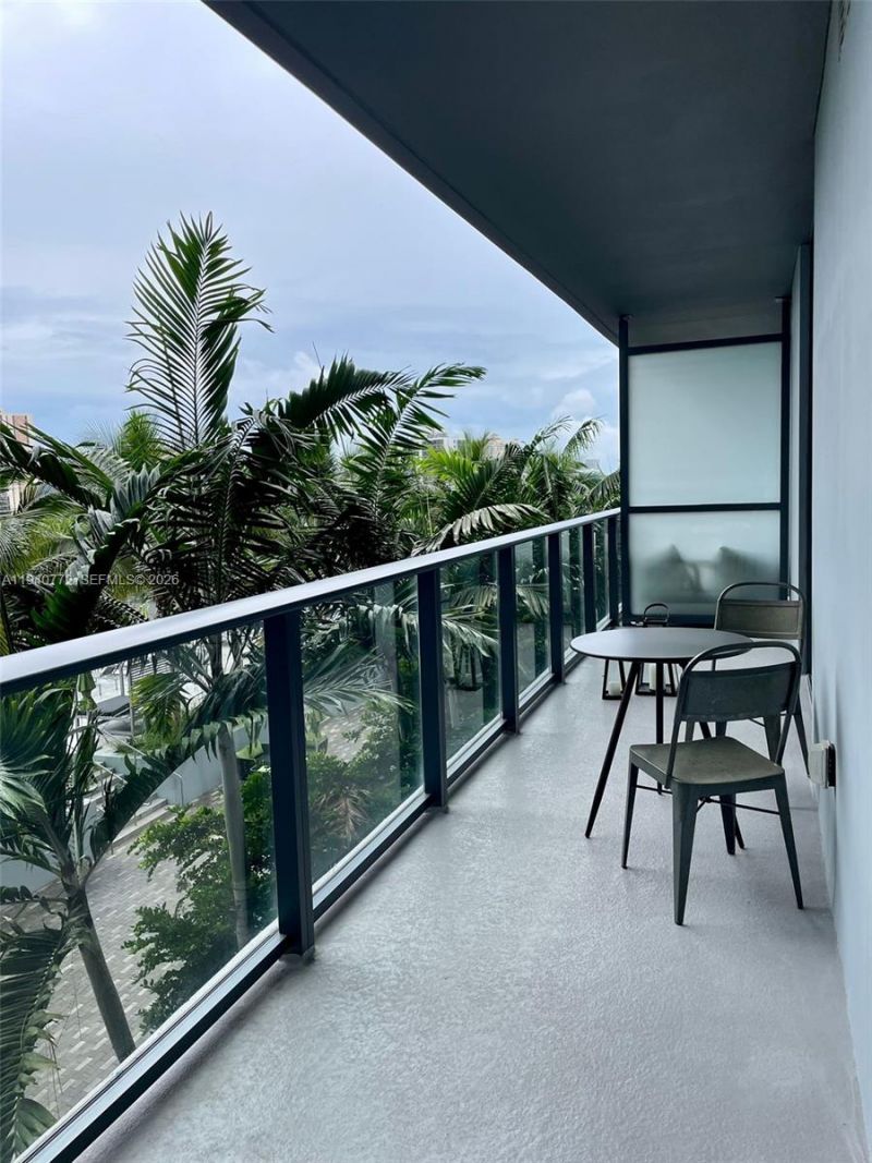 2960 NE 207th St, Unit 714, Aventura, FL 33180 Photo