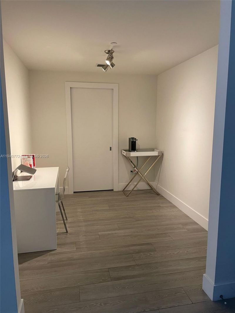 2960 NE 207th St, Unit 714, Aventura, FL 33180 Photo