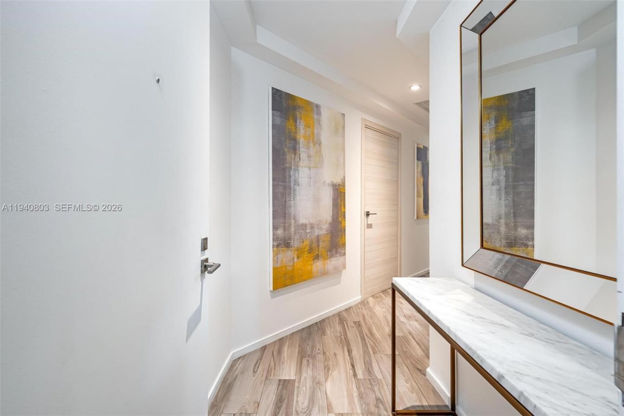 801 S Miami Ave , Unit 2905, Miami, FL 33130 Photo