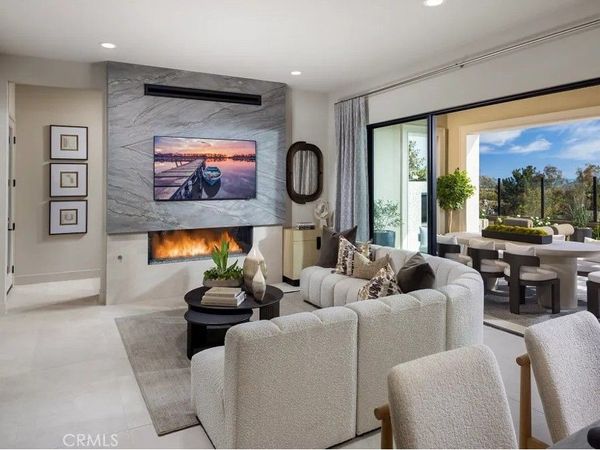 420 Milpas, Irvine, CA 92602