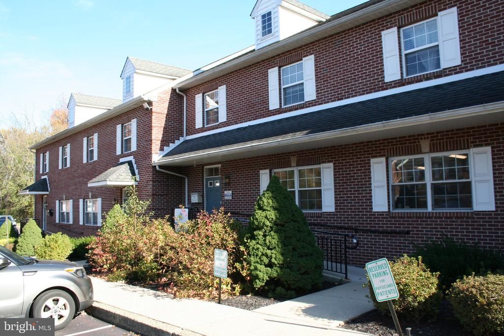 168 W RIDGE PIKE, LIMERICK, PA 19468