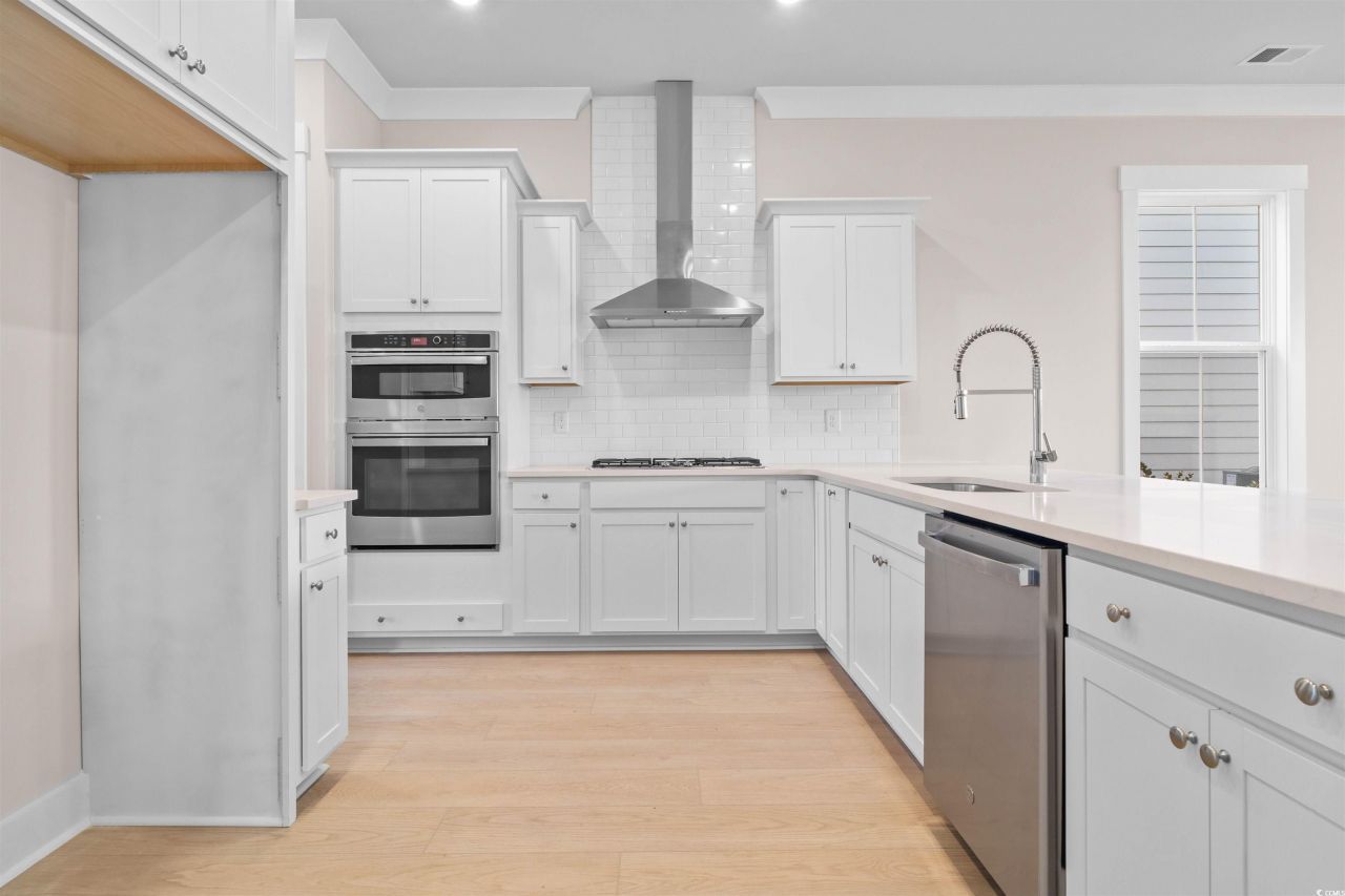 226 Atlantic Breeze St. Photo 16