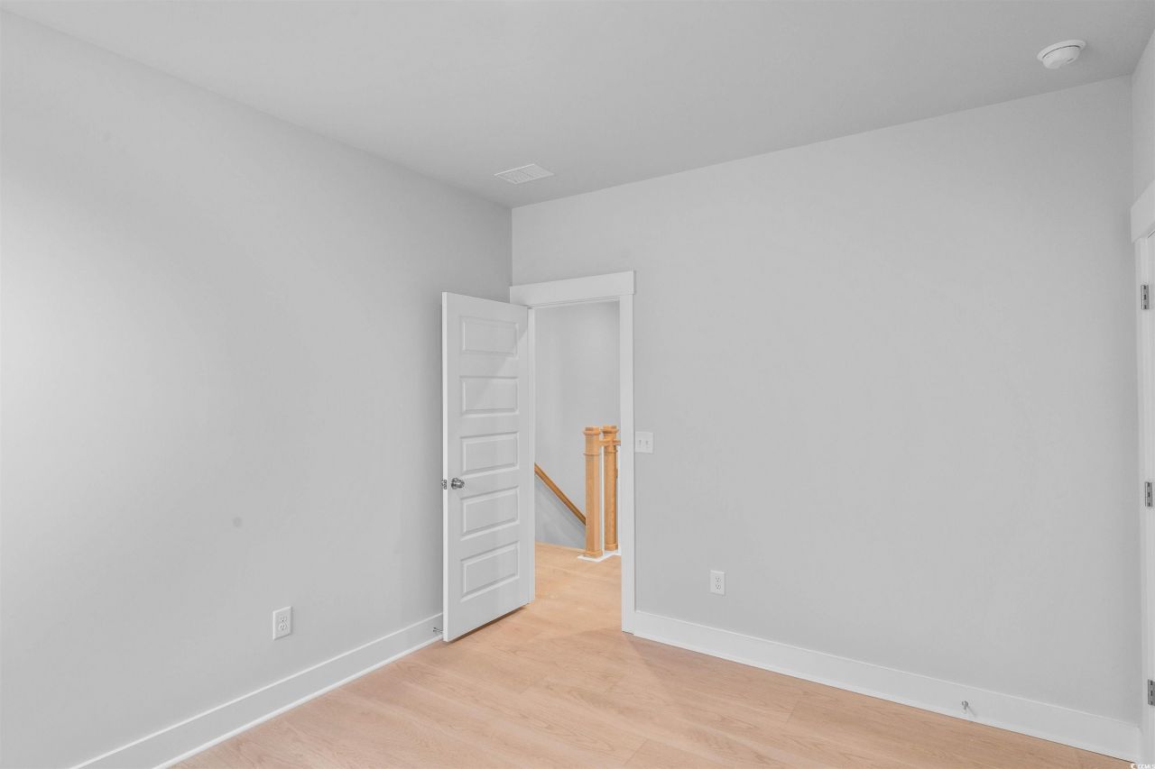 226 Atlantic Breeze St. Photo 8