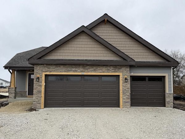 622 Drumlin TRAIL, Cambridge, WI 53523