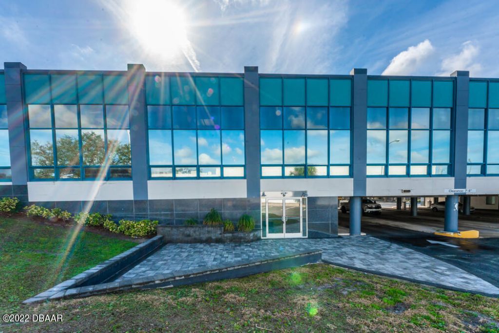 130 N Ridgewood Avenue, Daytona Beach, FL 32114 Photo